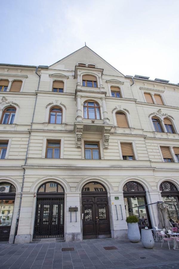 Filip'S Palace Luxurious Apartment Ljubljana Exterior photo